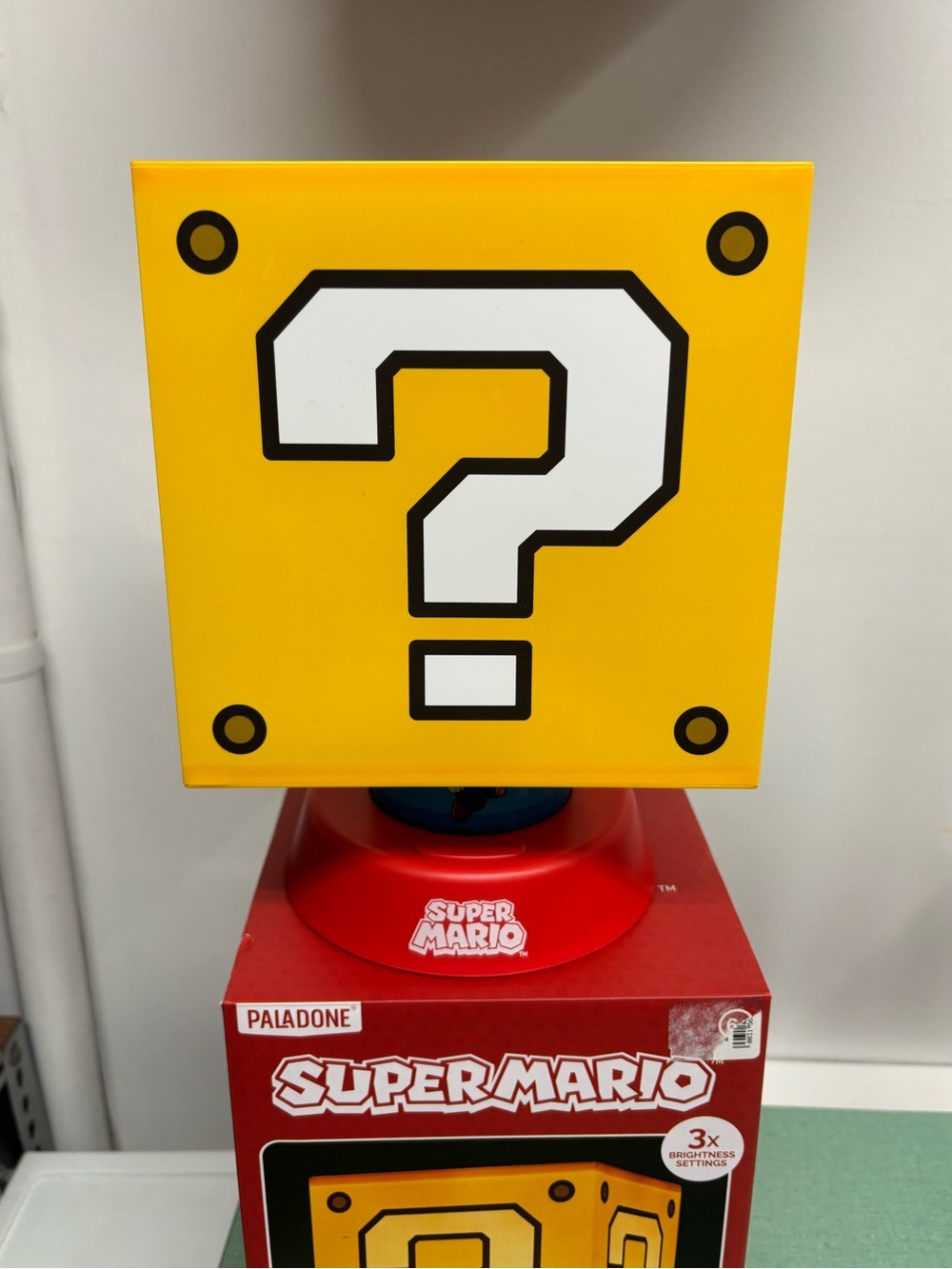 NIB Super Mario Lamp